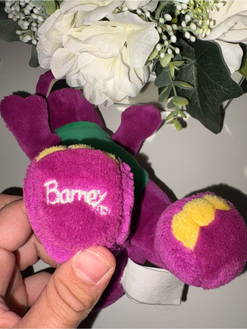 ❌SOLD❌ -Barney The Purple Dinosaur Vintage 1996 Toy with Green Belly and Yellow - Picture 2 of 4